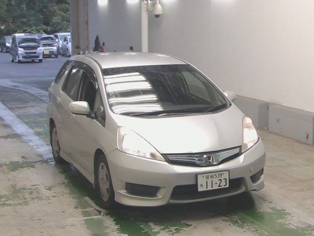 1070 Honda Fit shuttle GP2 2011 г. (ARAI Sendai)